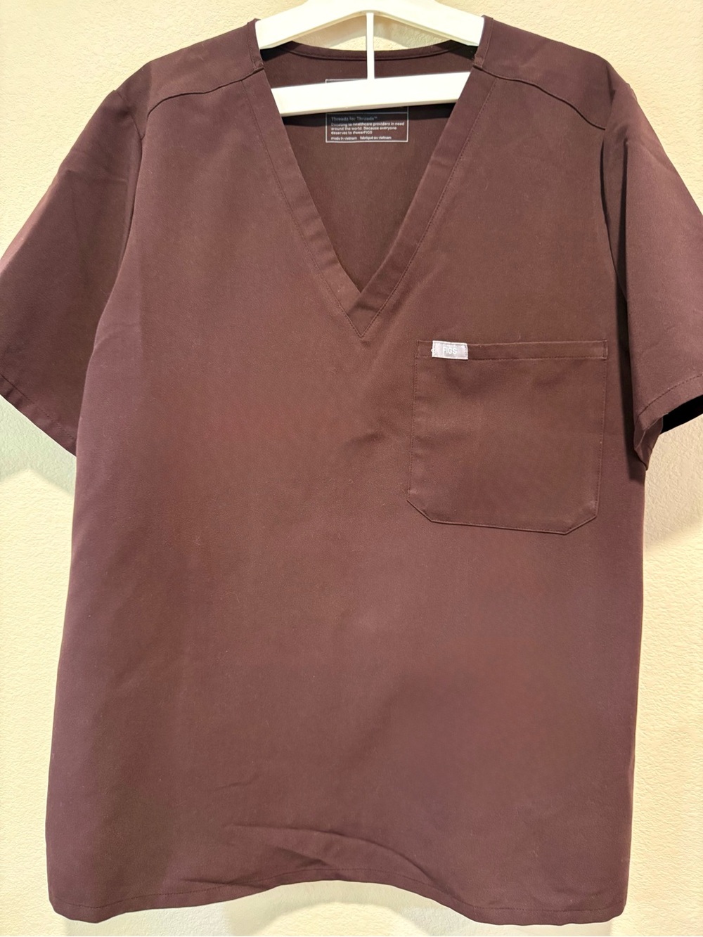 Figs Women’s V-Neck Scrub Top in Chocolate Brown
